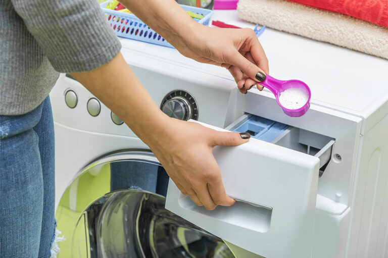 5 eczema-friendly laundry tips