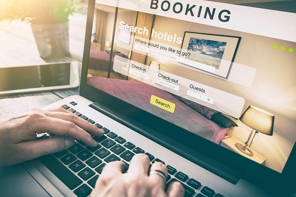 4 popular websites for hotel bookings on a budget