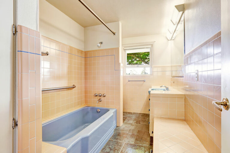 7 tips to help with home bathroom renovations